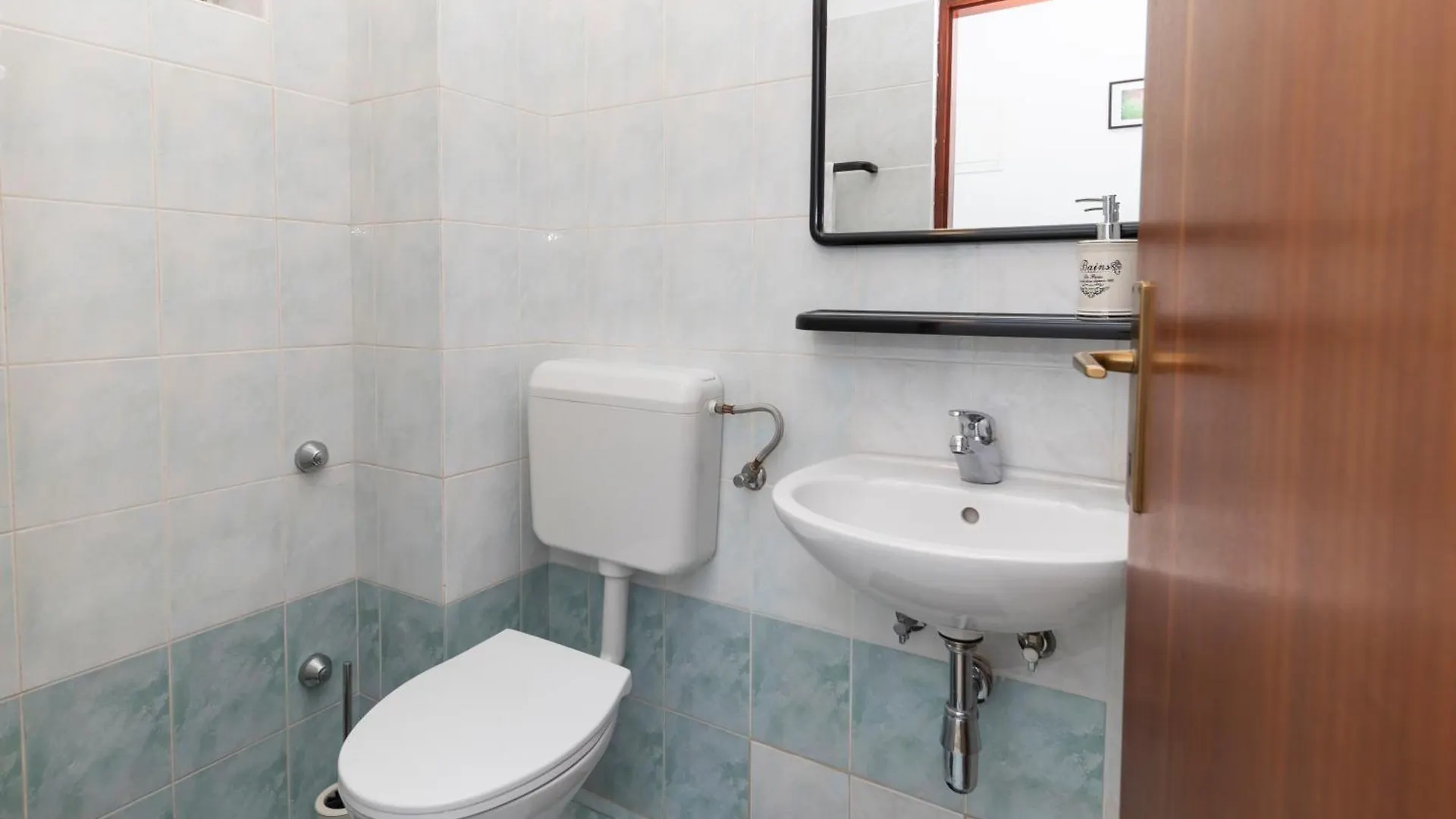 Apartment Nea Zara Croazia