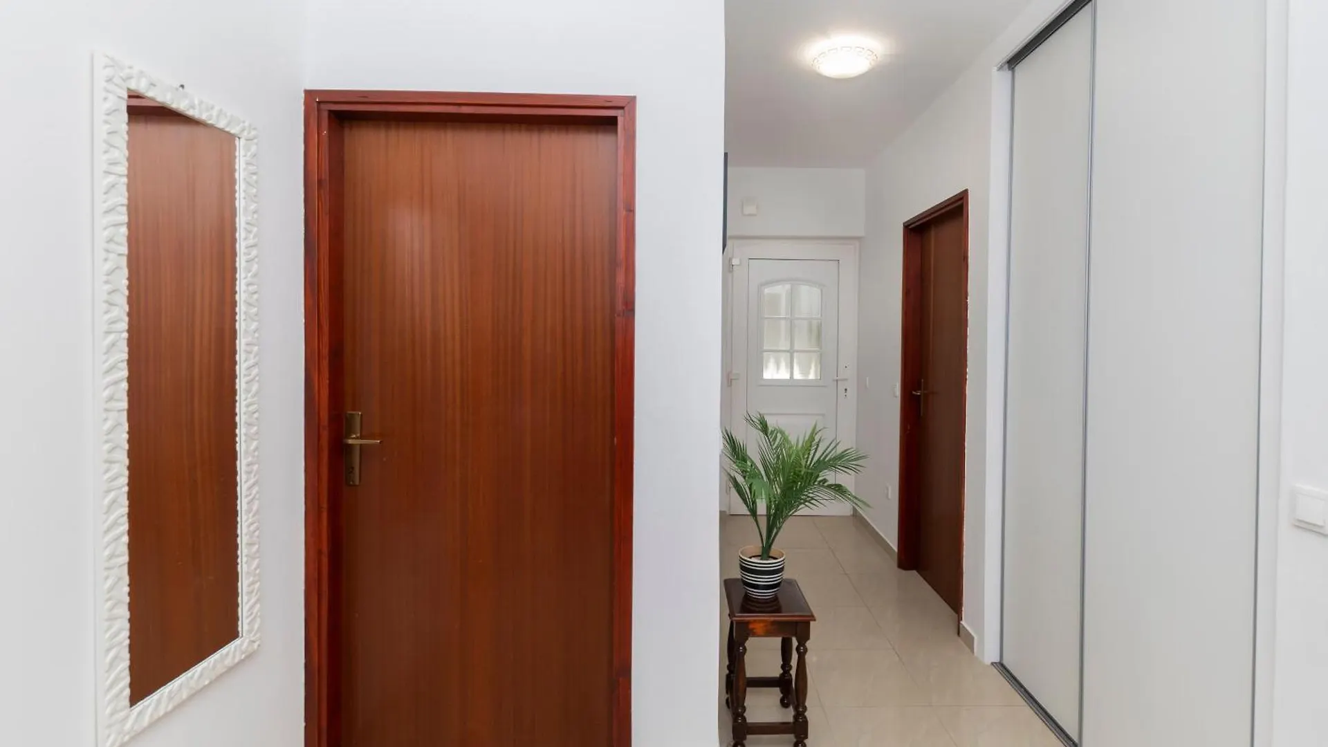 Apartment Nea Zara